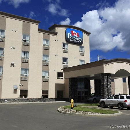 Pomeroy Inn And Suites Chetwynd Luaran gambar