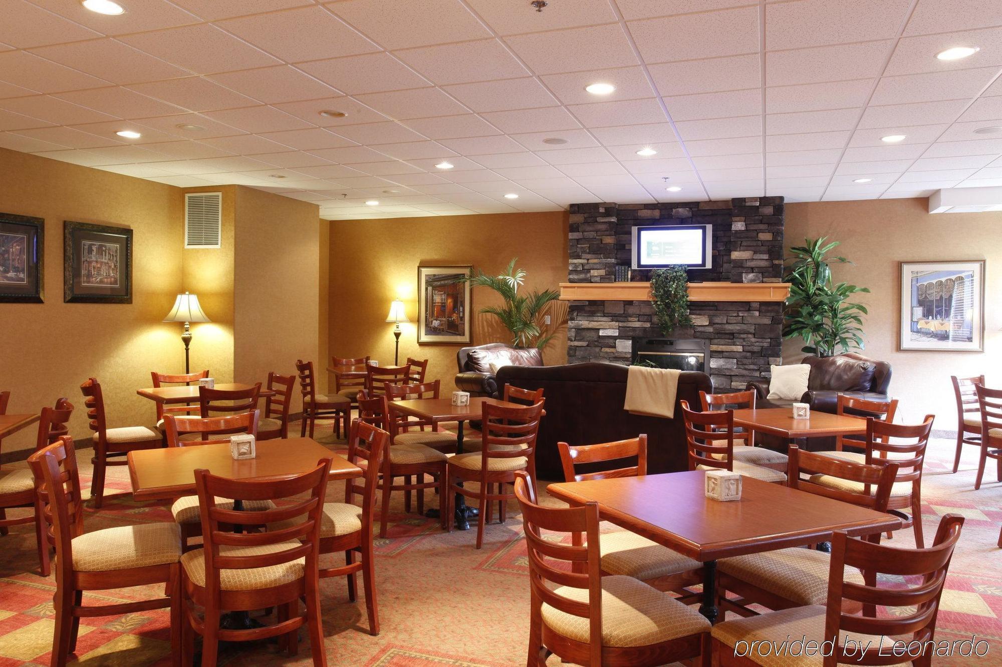 Pomeroy Inn And Suites Chetwynd Luaran gambar