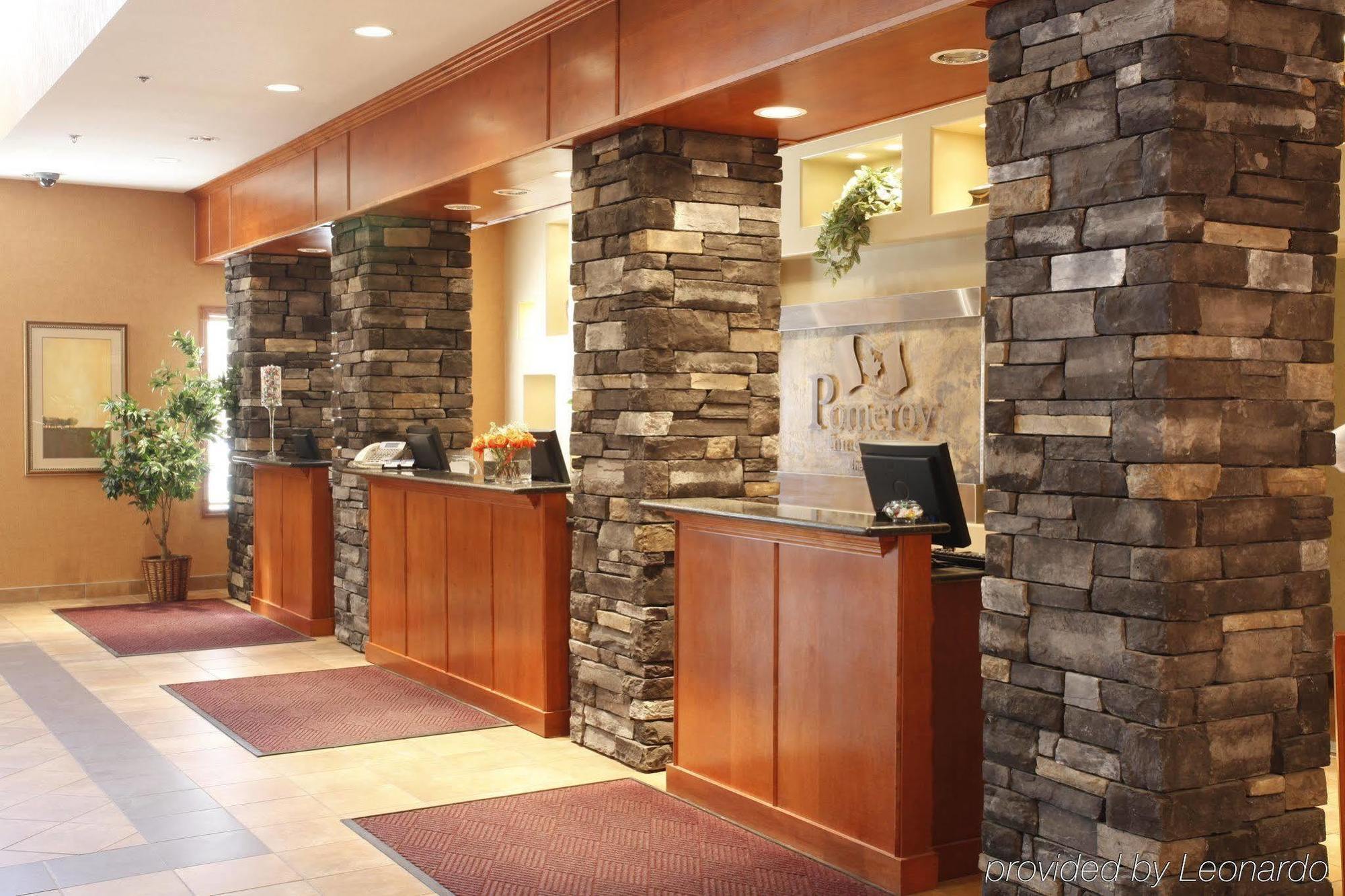 Pomeroy Inn And Suites Chetwynd Luaran gambar