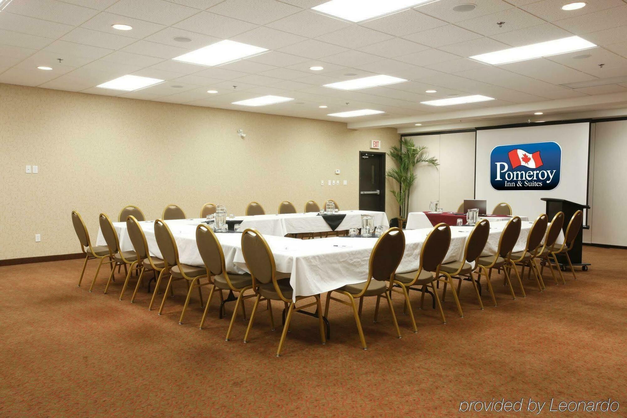 Pomeroy Inn And Suites Chetwynd Luaran gambar